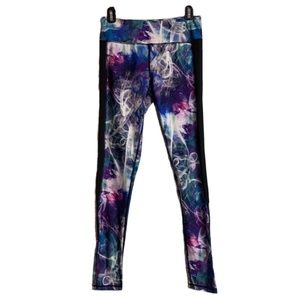 Kyodan blue & purple mystic printed leggings w/ pocket in the back waist. Size M